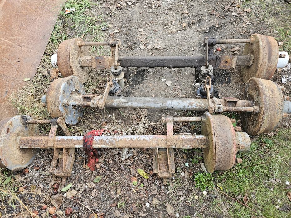 Oś ośka przyczepa rolnicza BSS Brandys