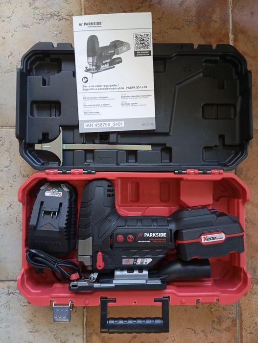 Tico-Tico / serra de recortes Parkside Performance c/bat 4A + carg.