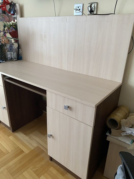 Biurko używane do nauki/pracy