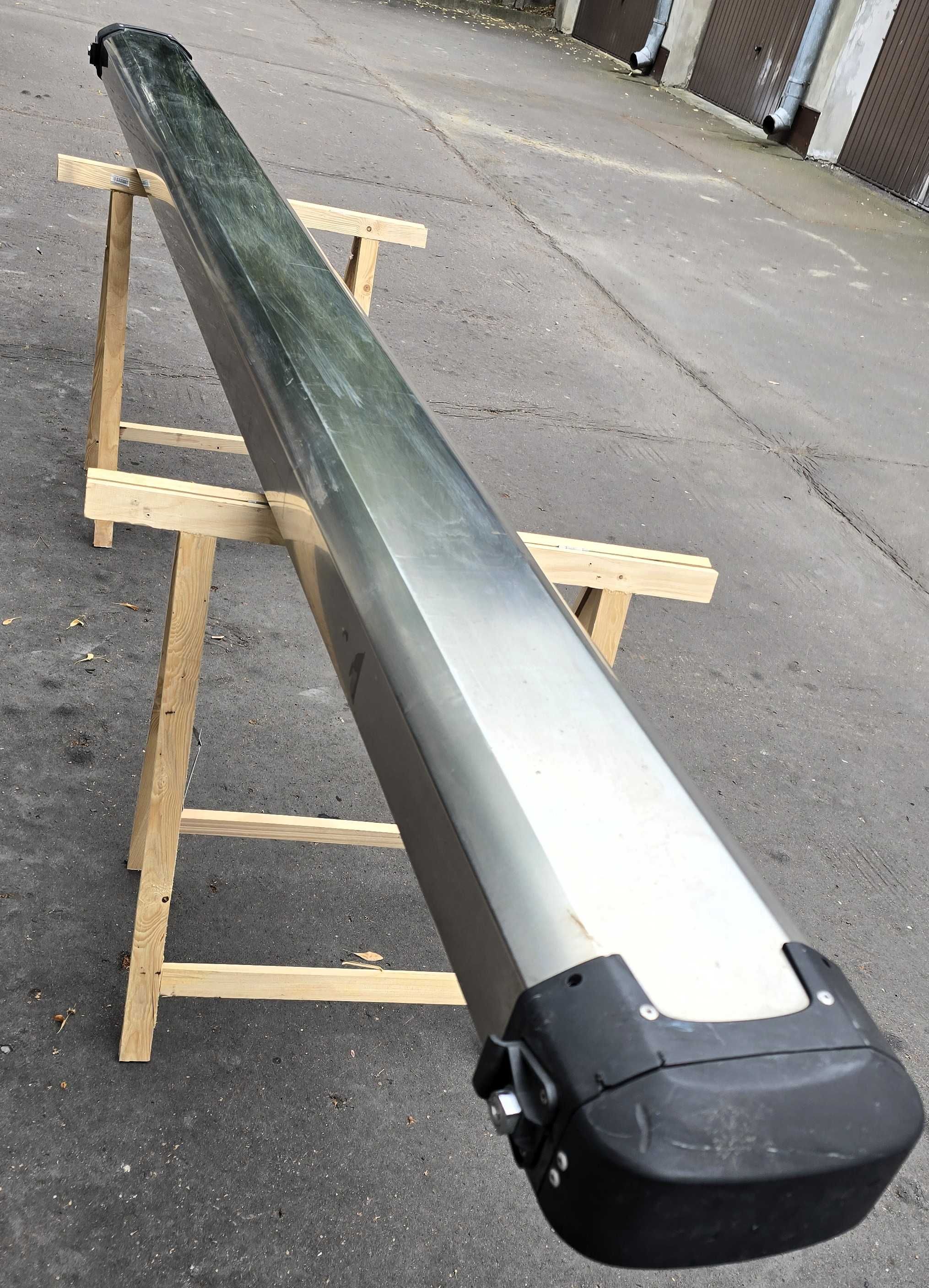 Tuba / box do przewozu rur Thule