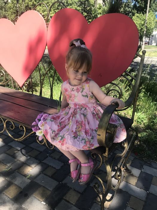 Платье на девочку