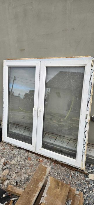 Okno dwuskrzydłowe PCV