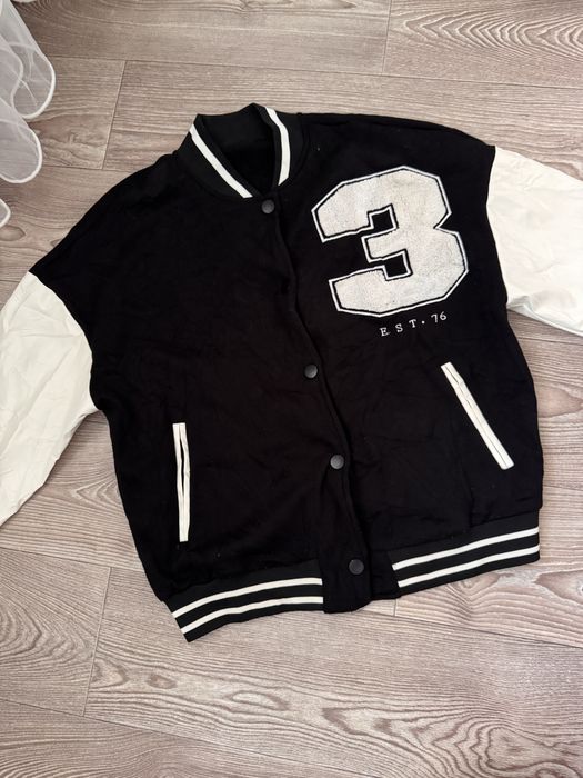 Вінтажний бомбер