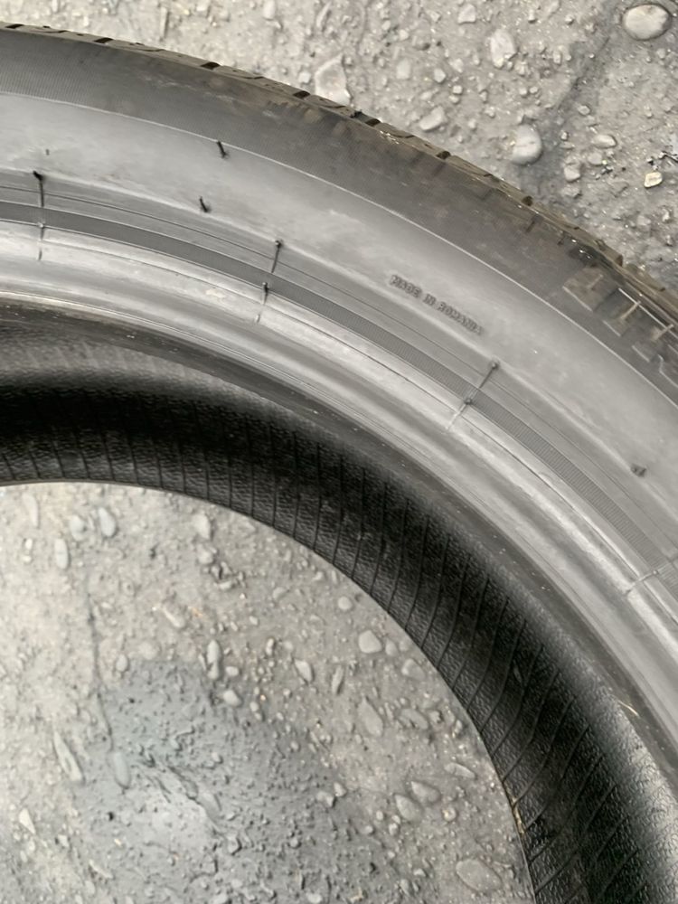 Шини 245/45 R18 Pirelli RunFlat 2021 рік 6 мм