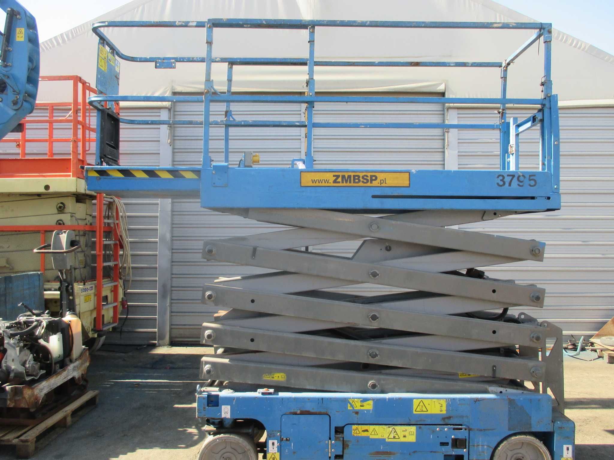 Podnośnik nożycowy zwyżka 12 m Genie GS3232 (JLG Haulotte) UDT