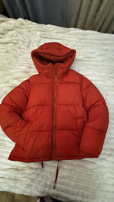 Куртка зимова фірми H&M