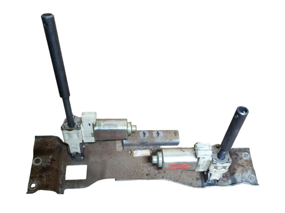 Механизм моторчик регулировки сидения Mitsubishi Pajero 3 разборка