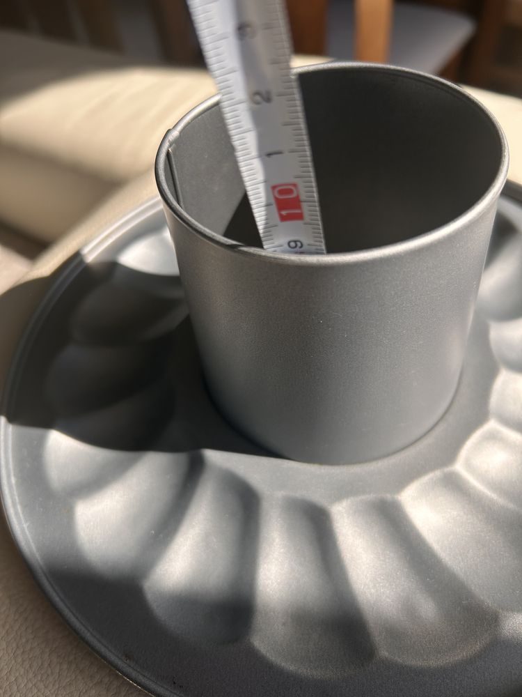 Wkład z kominem do tortownicy - 22 cm NOWY - powloka nieprzywierajaca