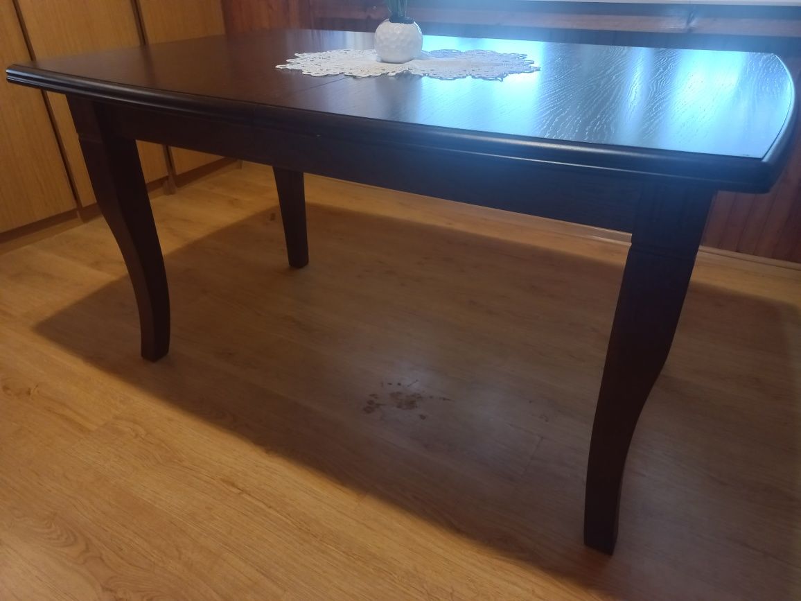 Stół salonowy rozkładany