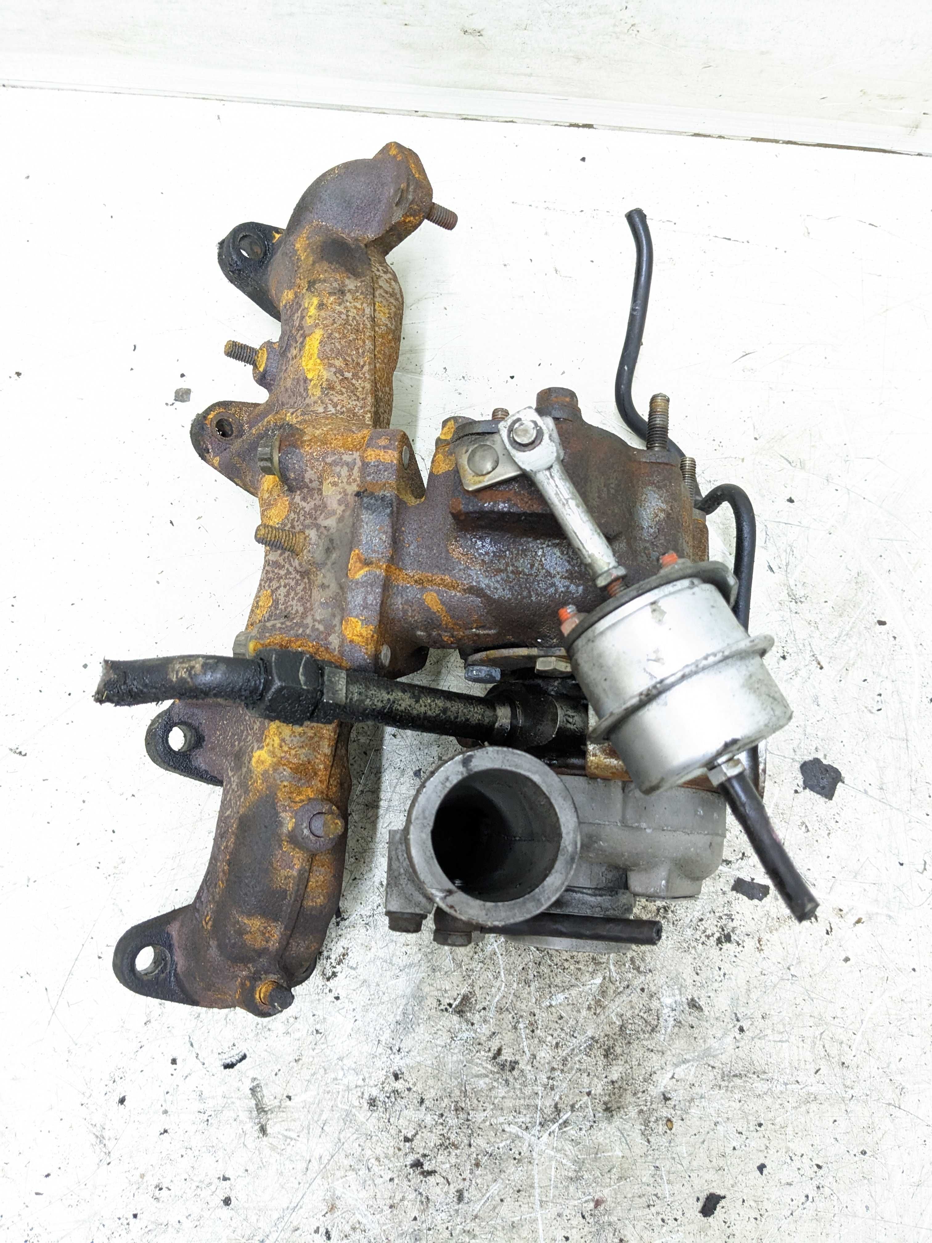 VW Transporter T4 1.9 TDI Turbosprężarka Turbo Turbina Kolektor