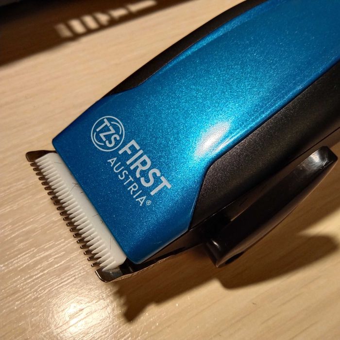 Машинка для стрижки волос First (Австрия)