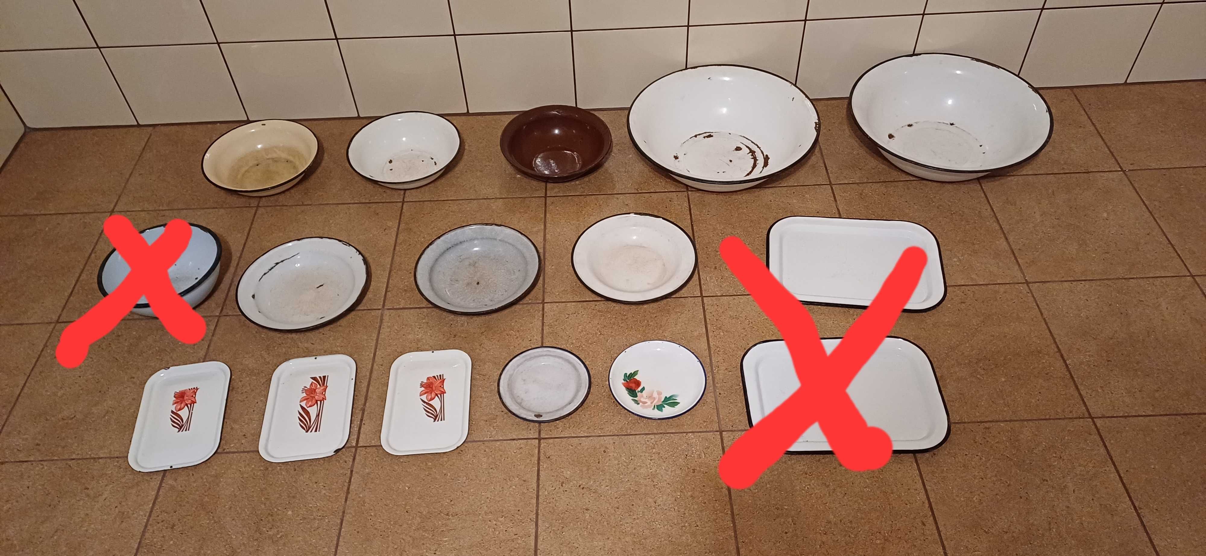 Stare emaliowane kanki, wiadra,miski tace,garnki,bańki ocynkowane.