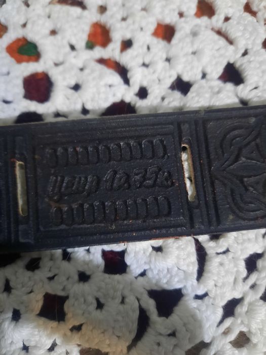 Ремні  для годинника ,ціна за все