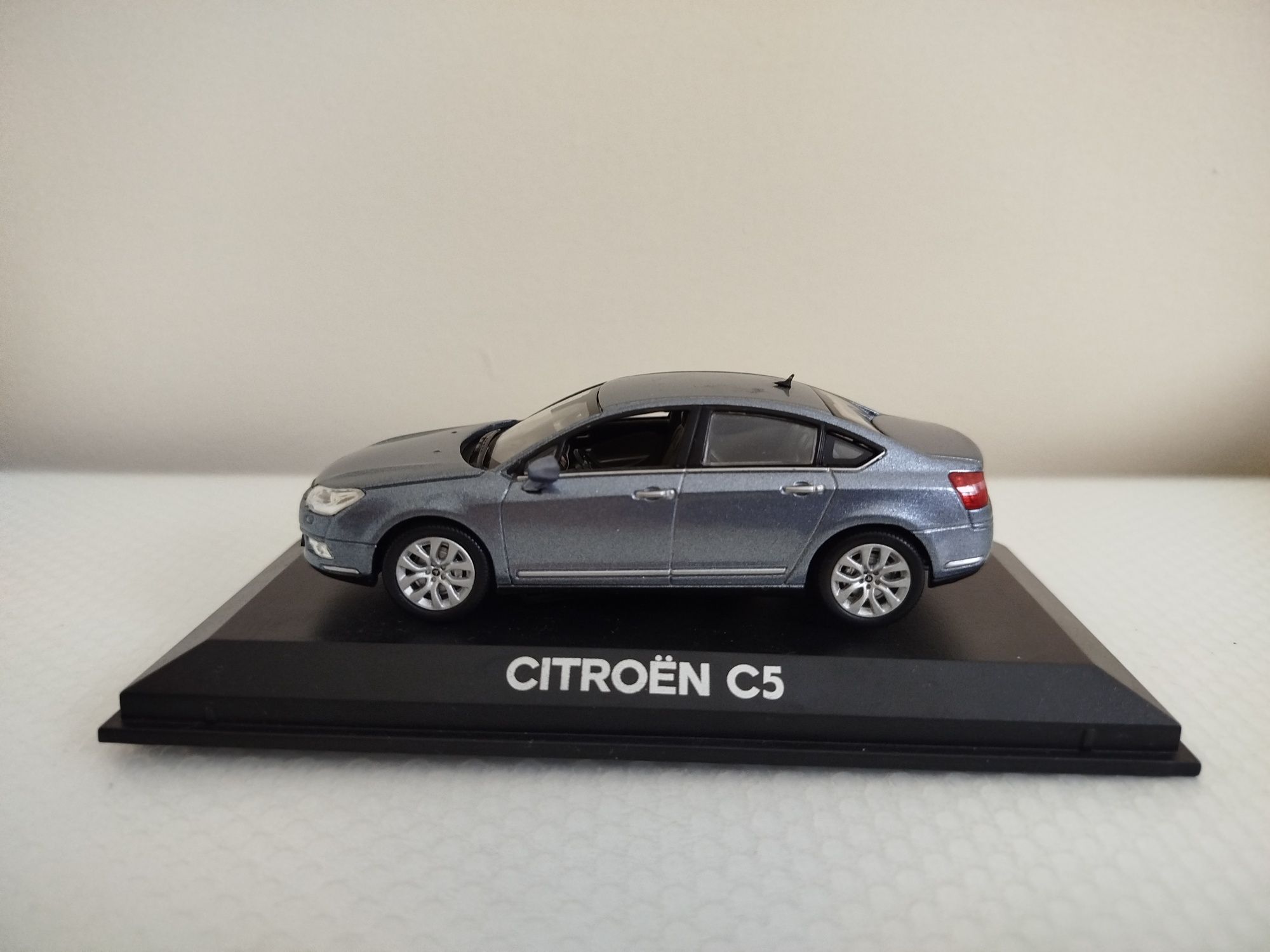 Miniatura Citroen C5 X7 Nova 1/43