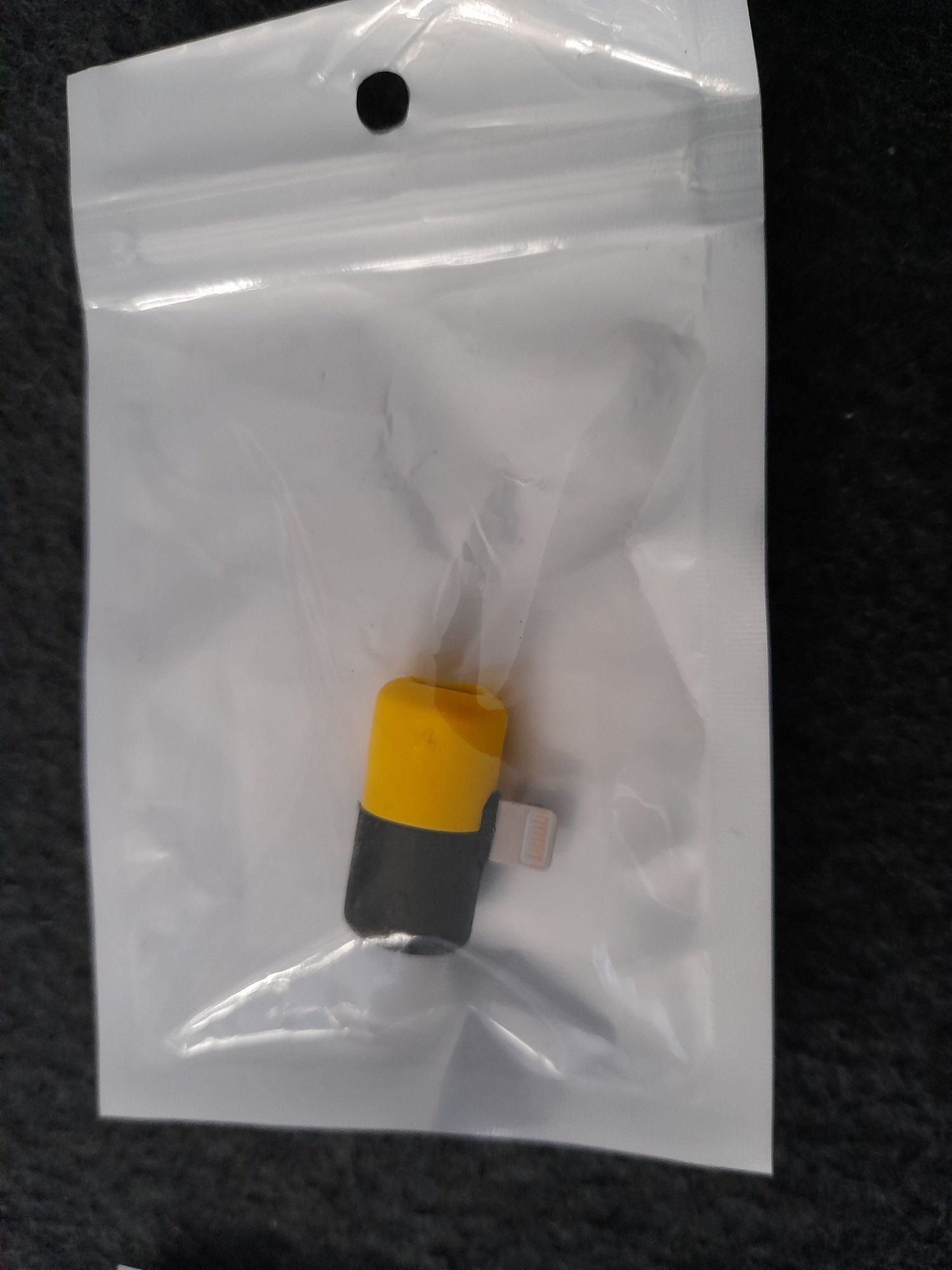 Adapter, Adaptery do iPhone