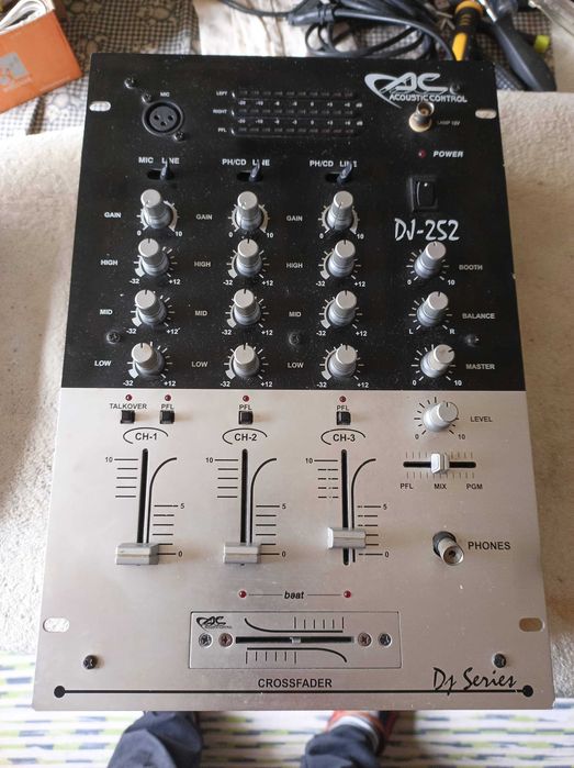 mesa mistura DJ-252