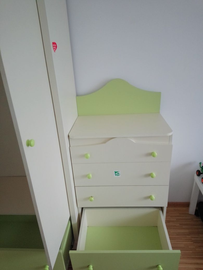 Szafa i komoda dla dzieci