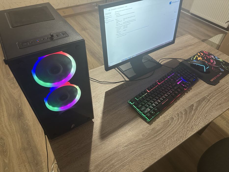 Продам ПК з монітором, клавіатурою та мишкою