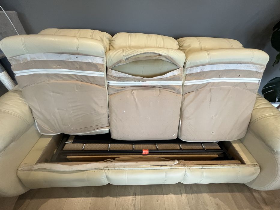 Skorzany zestaw wypoczynkowy.Sofa 3osobowa z funkcją spania + 2fotele