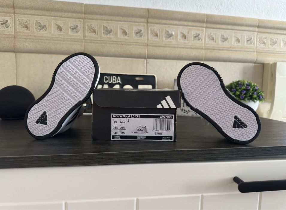 Ténis Adidas Criança