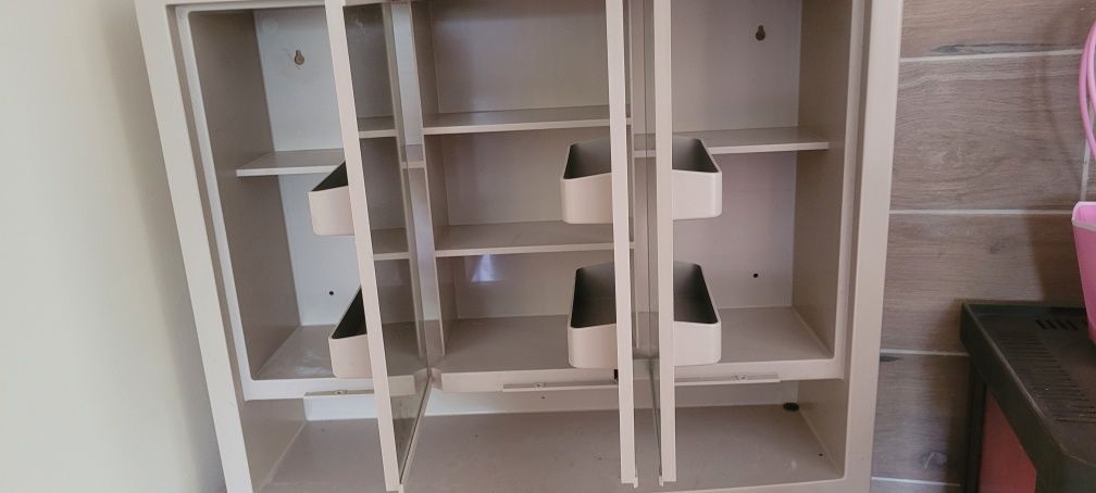 wisząca szafka łazienkowa 50x60 pcv