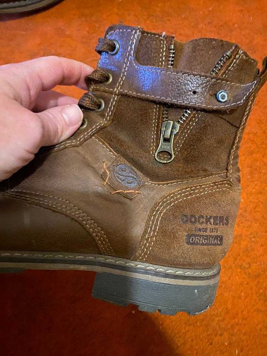 Чоловічі ботінки s'Oliwer (розмір 43) і Dockers (розмір 42)