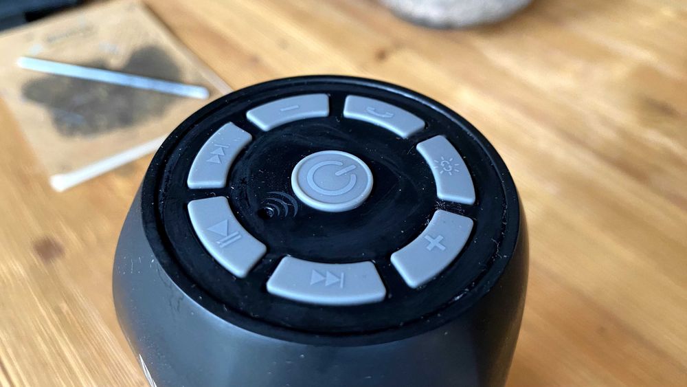 Coluna Bluetooth Sony LogiLink LED (Usada)