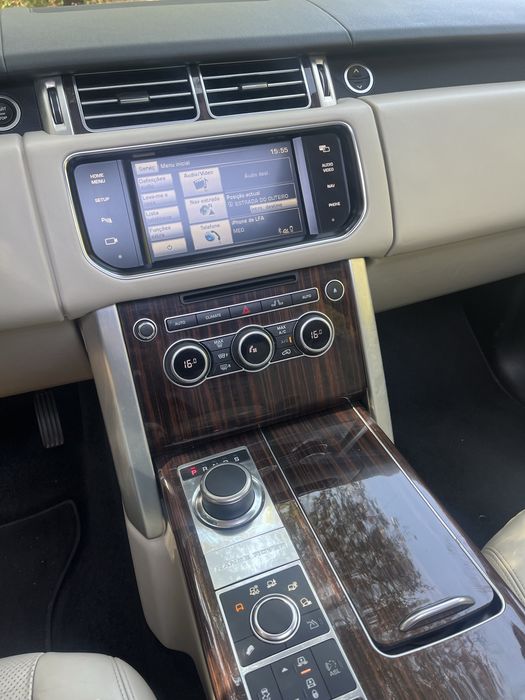 Range Rover Vogue SDV8