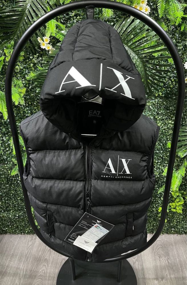 РАСПРОДАЖА -40%| Мужская жилетка Armani Exchange| M-XL| черный