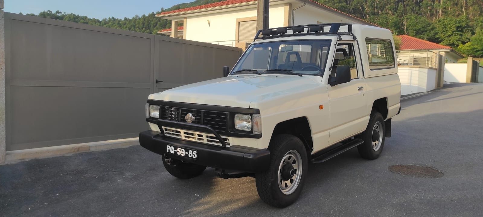 Vendo Nissan Patrol 2.8 4x4  9 lugares Nacional em excelente estado