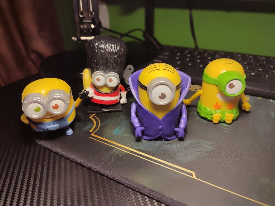 Zabawki z Happy Meal - Minionki 2015 4 sztuki