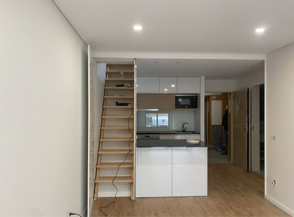 Apartamento T1 + 1