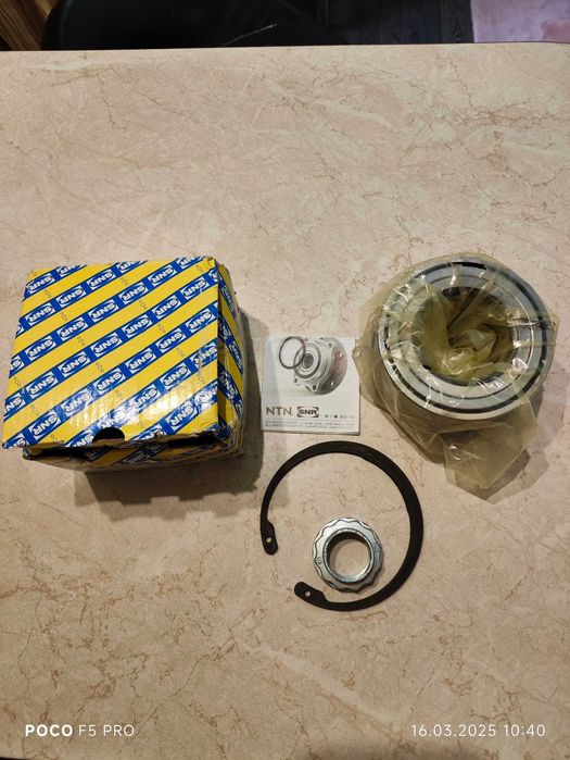 SNR R18008. Підшипник маточини