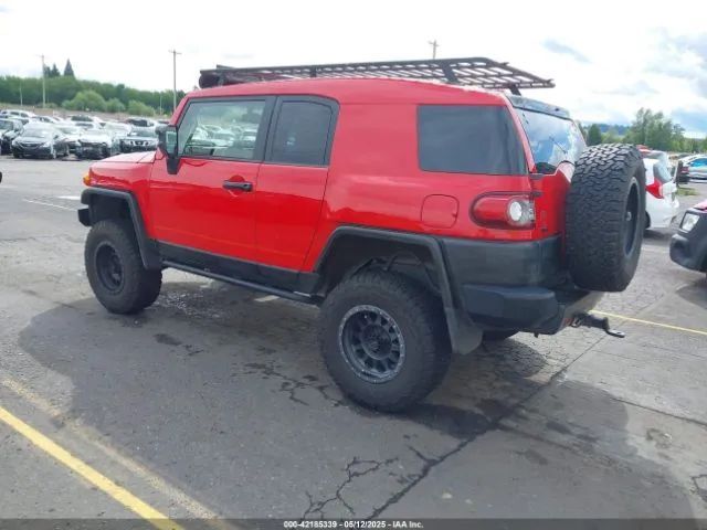 Toyota FJ 4.0 V6 260 KM, 4x4, automat, od ubezpieczalni!