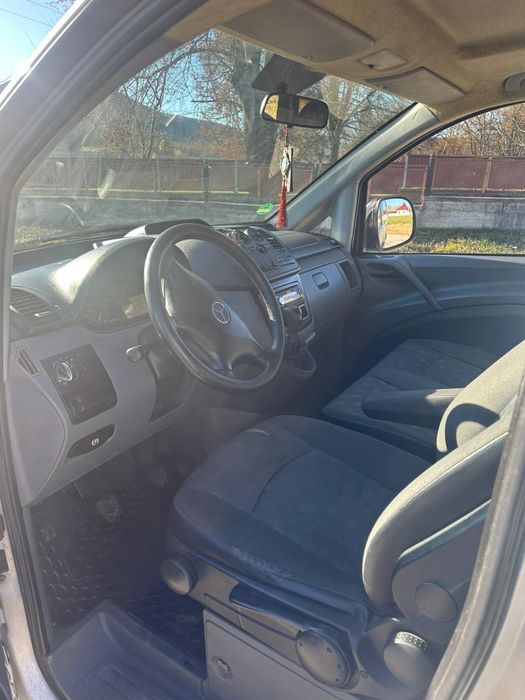 Продам Mercedes-Benz Vito