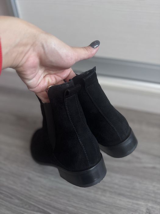 Черевики з натуральної замші 37розмір