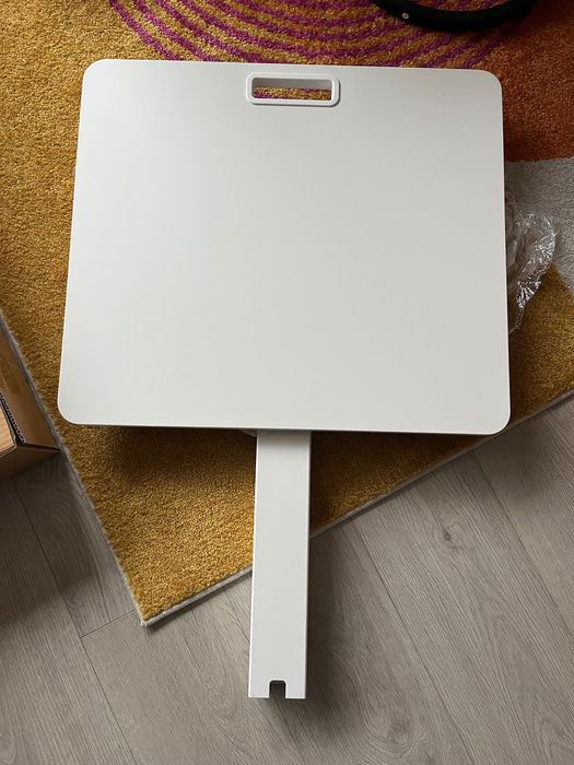 IKEA MITTZON Stolik z kółkami na laptop, biały, 66x50 cm