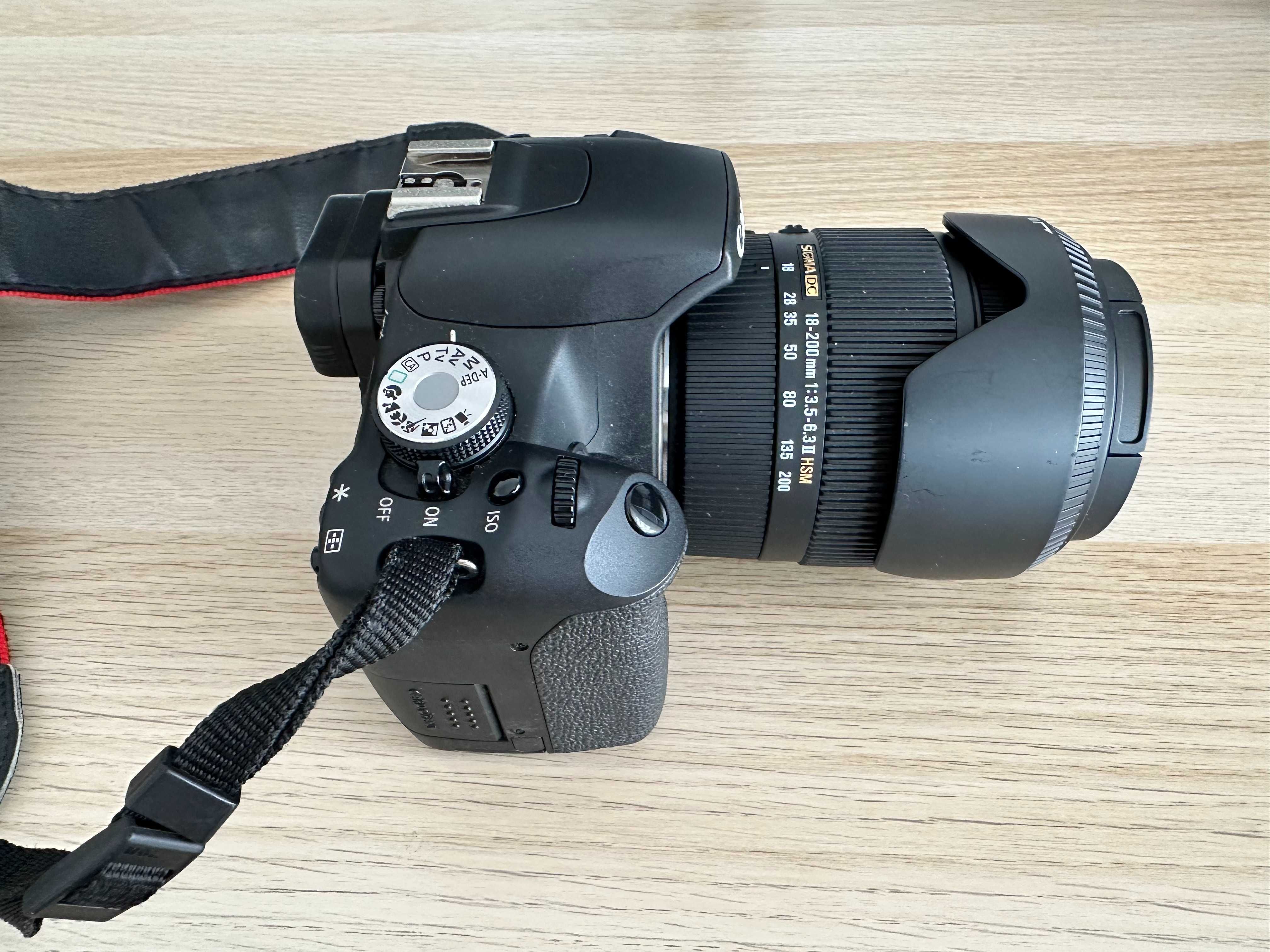 Canon EOS 500D + Sigma 18-200 + Bolsa