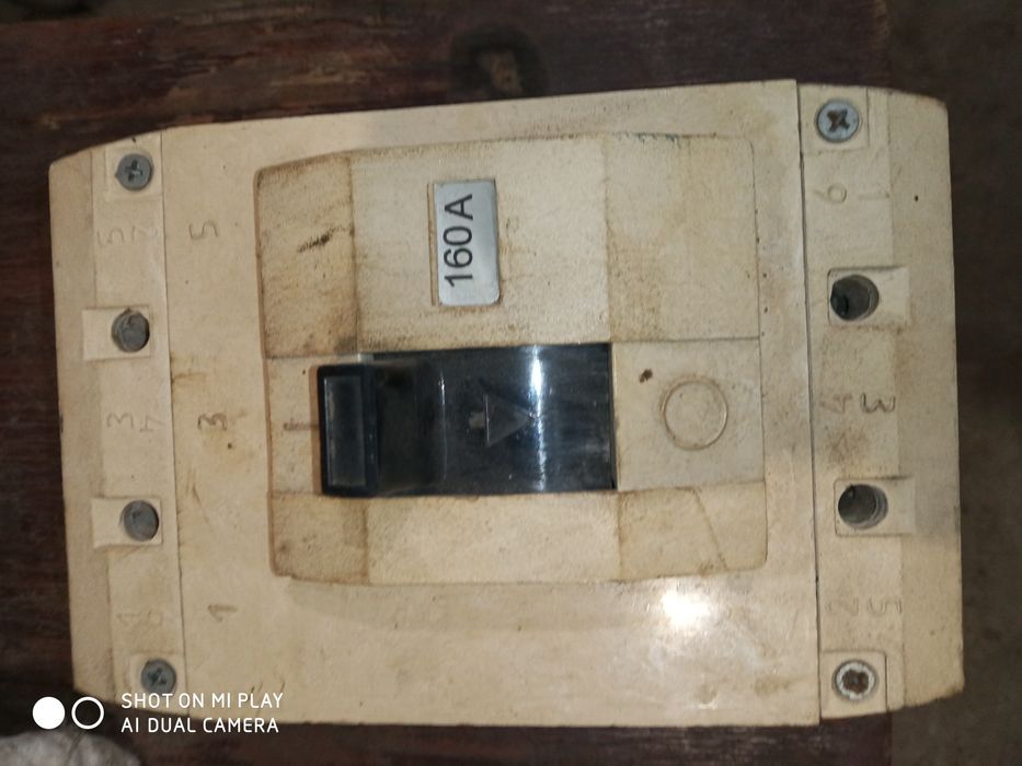 Продам автоматический выключатель ВА 04-36  на 160 А