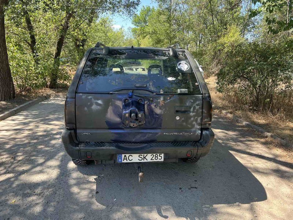 Продаю Опель фронтера