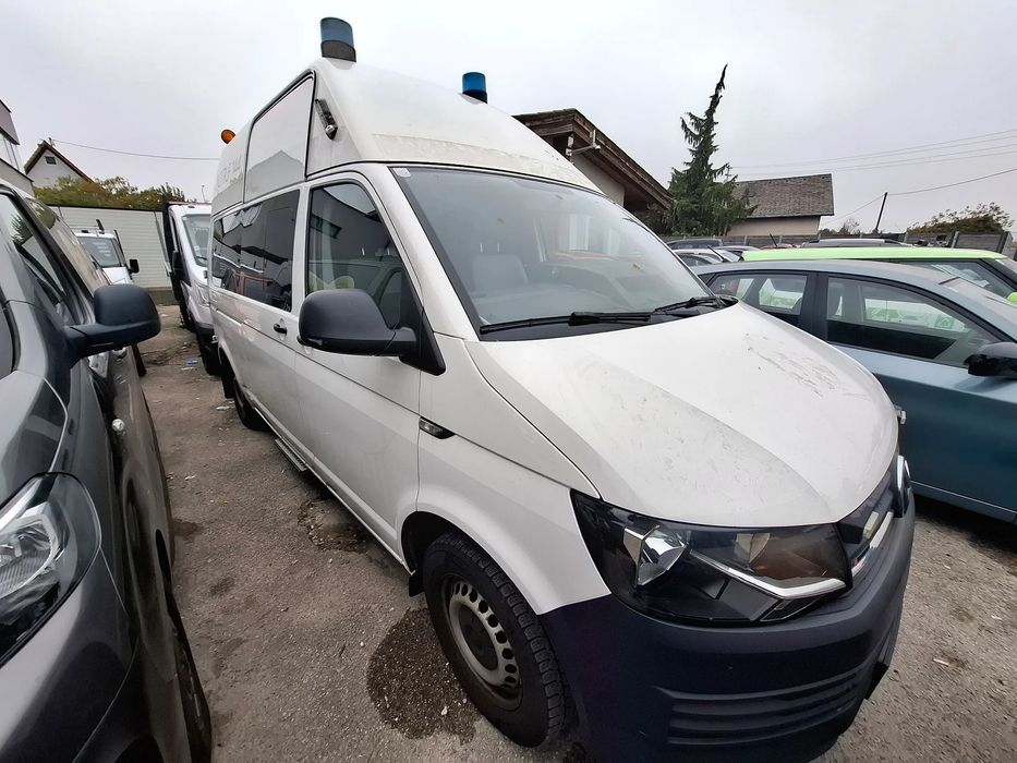 Volkswagen Transporter T6  Karetka Ambulans Vw T6 Transporter 4motion  4x4