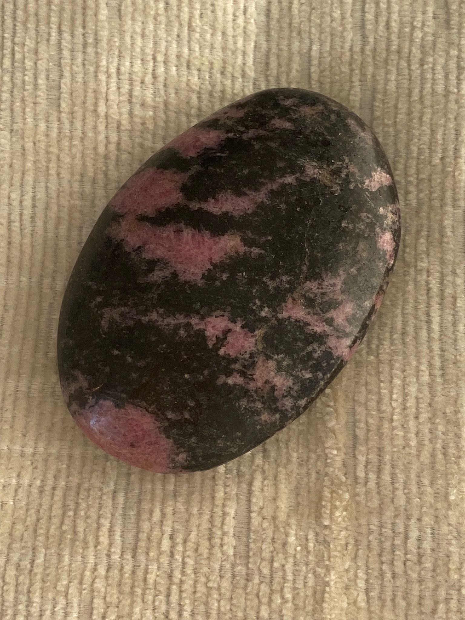Kamień Rodonit 141 g