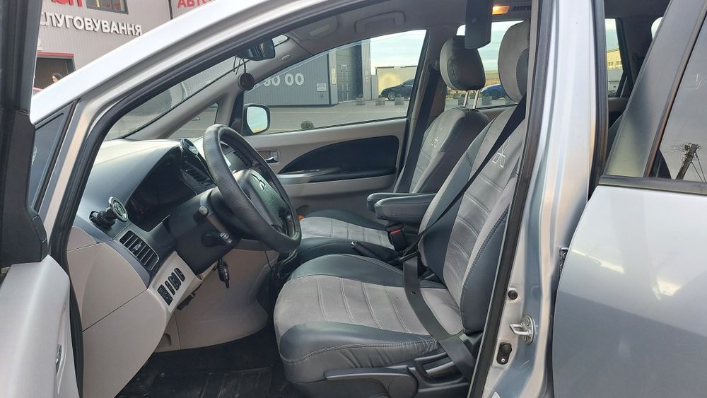 Мітсубісі Грандіс від власника