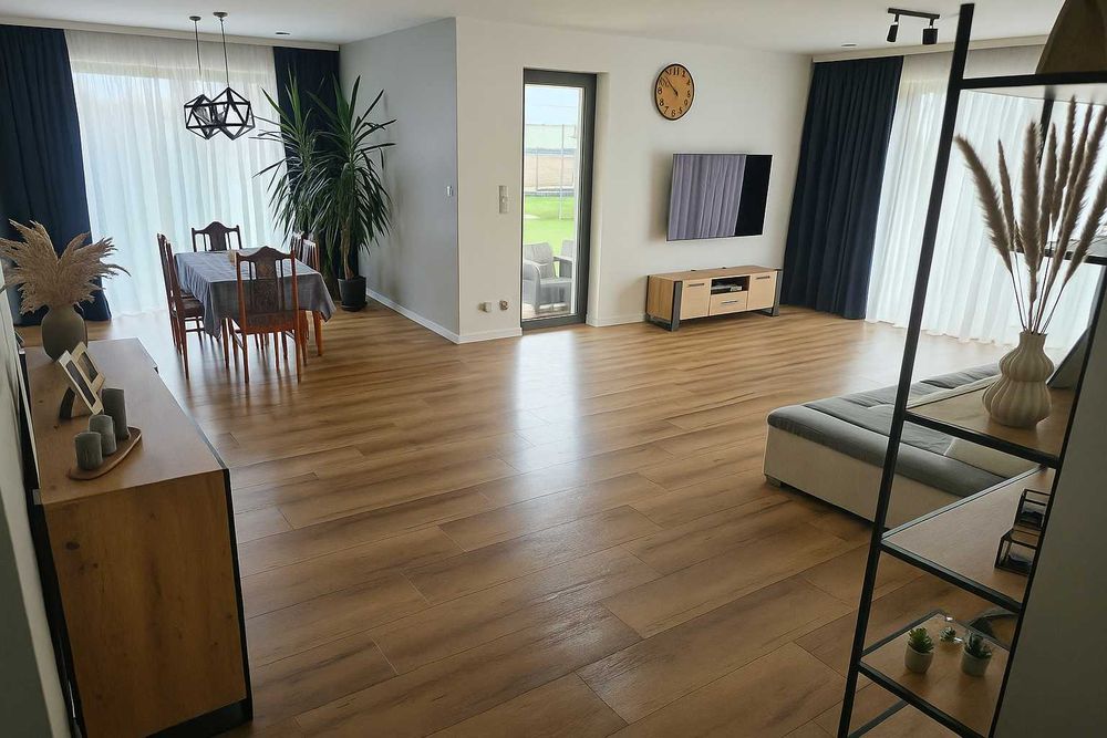 Dom parterowy 192m2 na działce 1896m2 - gotowy do zamieszkania