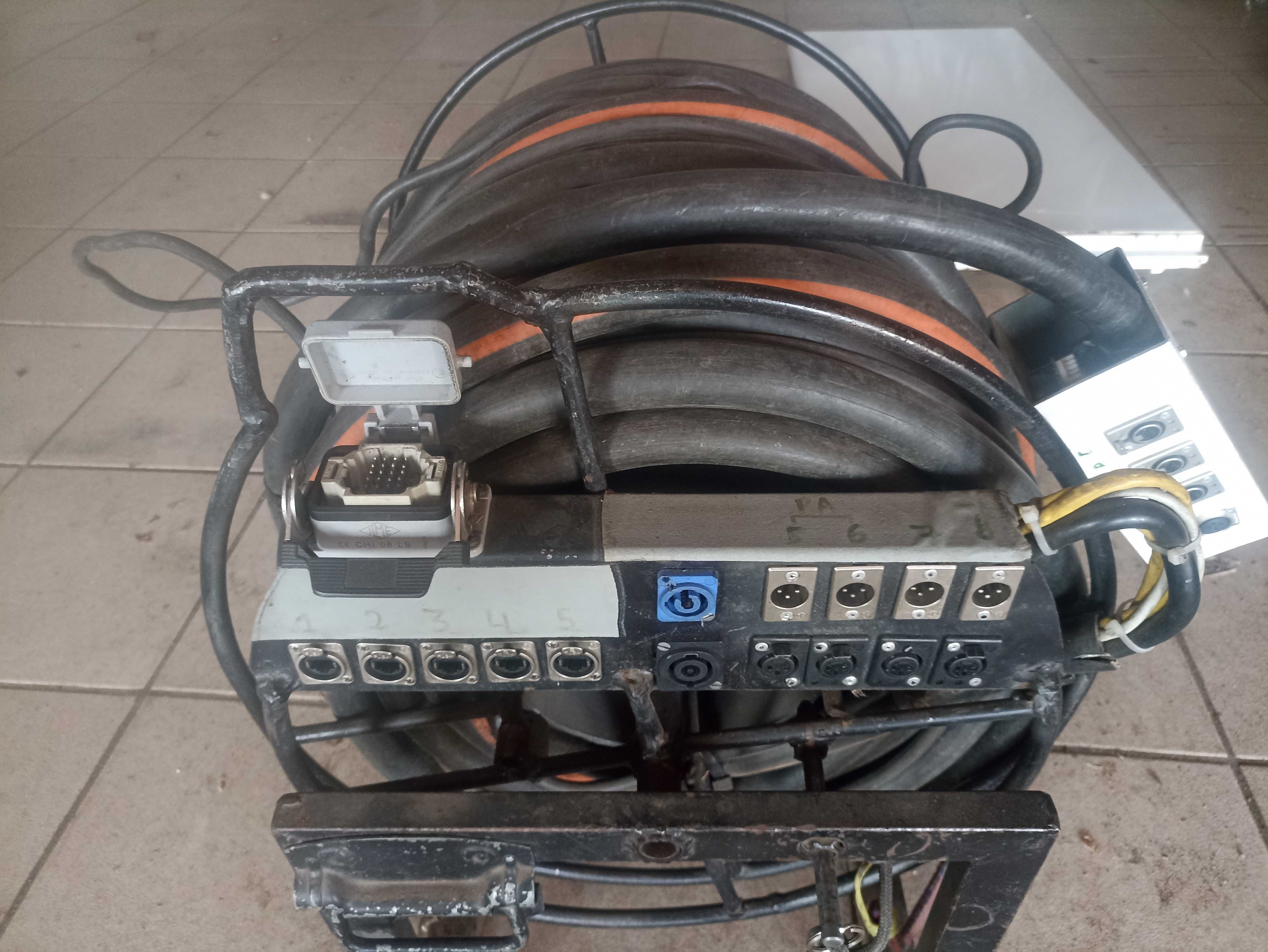 MESA MISTURA ROLAND M400 + Cabo Multicore 50m