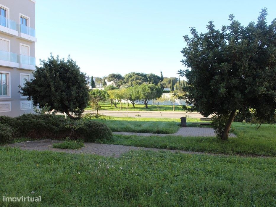 Lote Urbano para construção de espaço comercial, Lagos, Algarve
