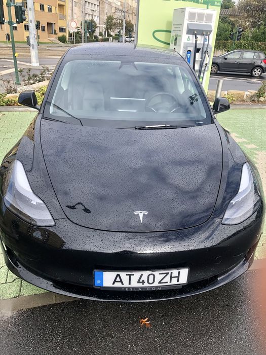 Tesla Model 3 Std Range Plus RWD + gancho de reboque