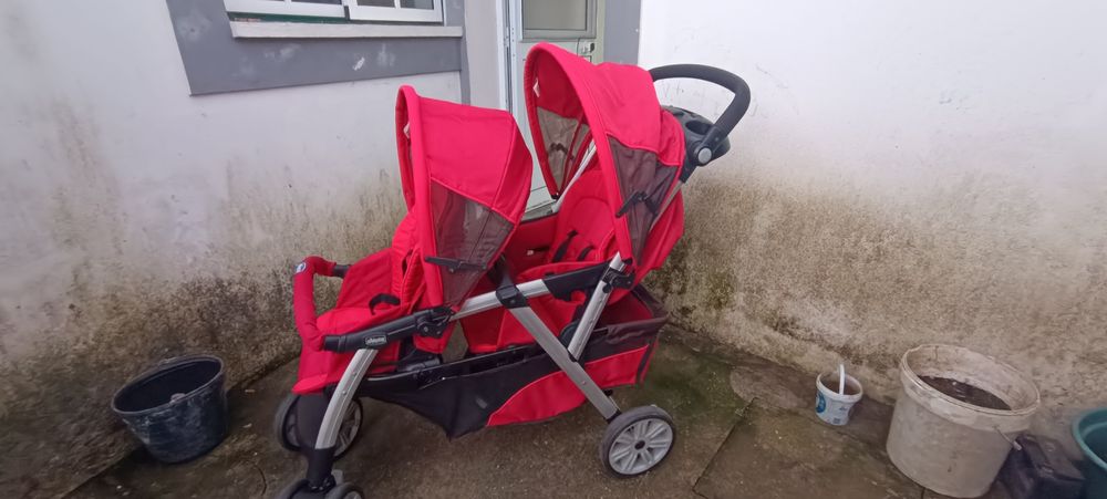 Carro gémeos + ovos