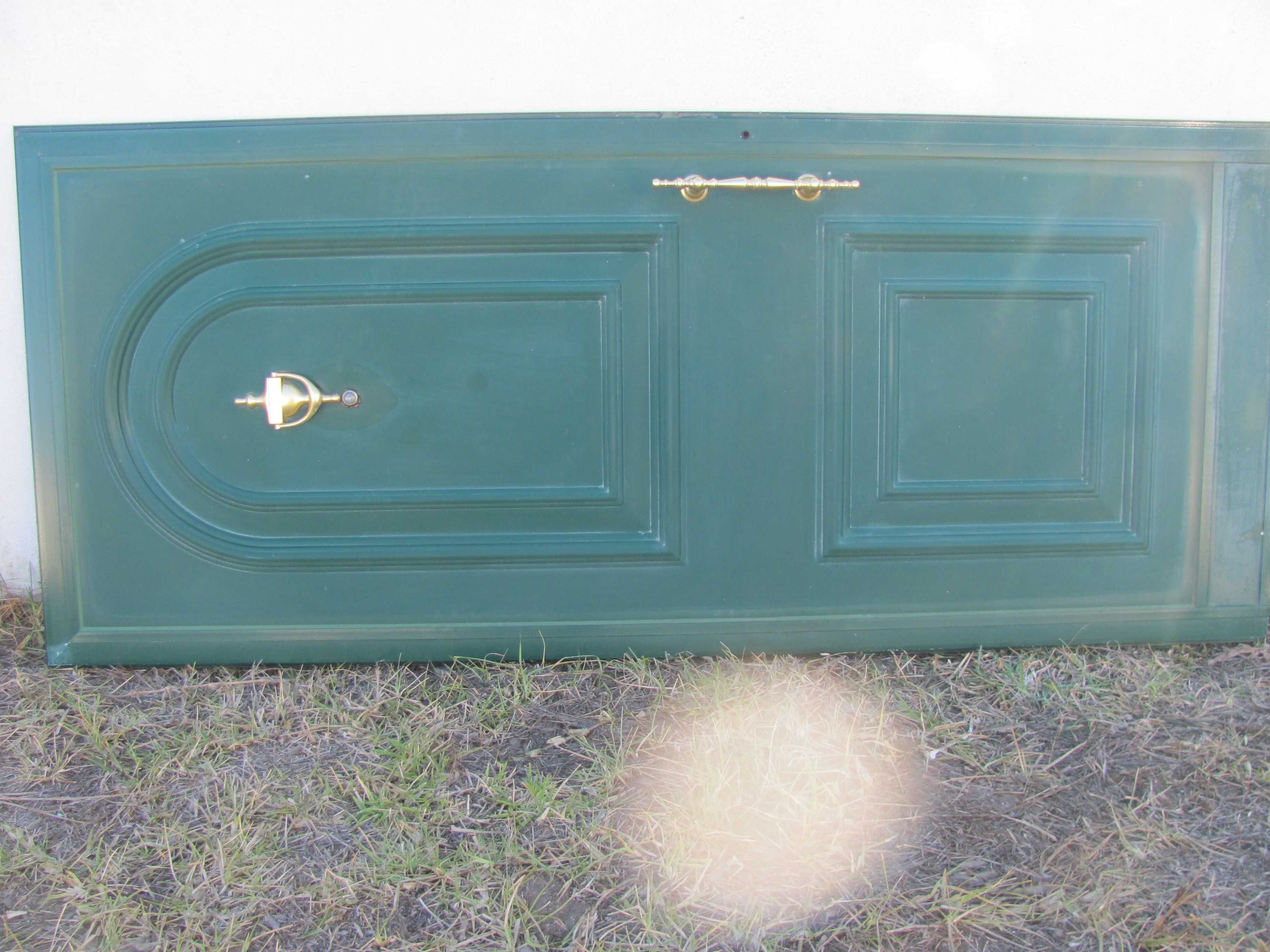 janelas e portas , em alumínio ,vidro simples