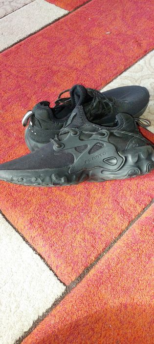 Чоловічі кросівки nike весна 43